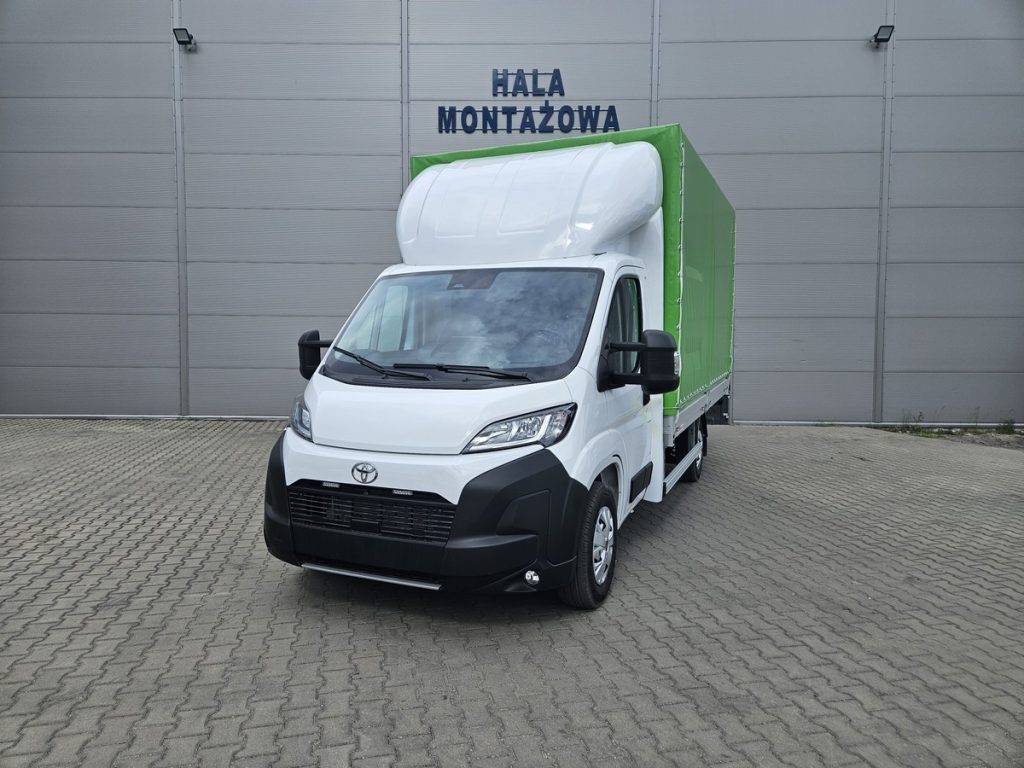 MRAUTO rozpoczyna współpracę z marką Toyota